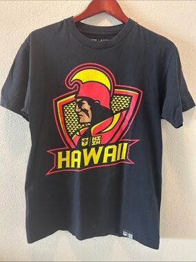 Hawaii’s Finest  Graphic Warrior Tee, Sz M